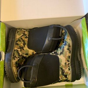 Western Chief kids boots